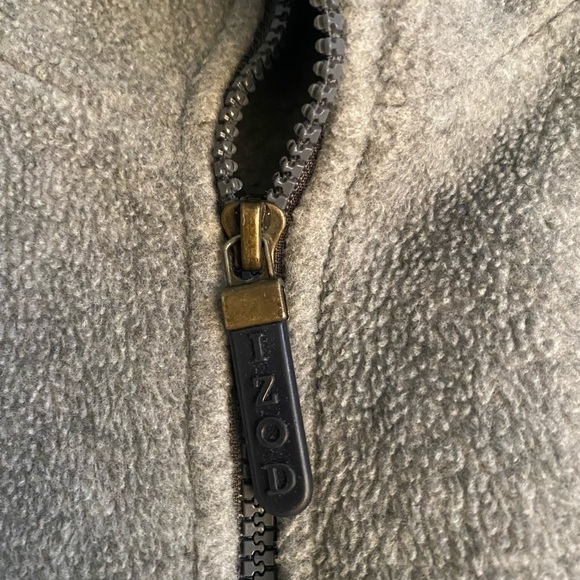 IZOD GRAY FLEECE ZIP FRONT VEST MEN’S SIZE XL - Picture 4 of 6